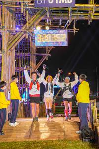 BIB: 2021, 5880, 
                            <button type="button" onclick="openModal(16004473)" class="btn btn-primary btn-sm float-right btn-popup" data-toggle="modal" data-target=".modal-high-quality">
                        <i class="fas fa-shopping-cart"></i> Add to Cart
                    </button>
                                            <button type="button" onclick="isThisMe(16004473, true)" class="btn btn-success btn-sm float-right btn-popup btn-isme hidden" data-toggle="tooltip" data-placement="bottom" title="นี่คือรูปของคุณใช่ไหม คลิกที่นี่เพื่อเอาเข้าอัลบั้ม">
                        <i class="fas fa-plus"></i> Add to album
                    </button>
                    <button type="button" onclick="isThisMe(16004473, false)" class="btn btn-warning btn-sm float-right btn-popup btn-isnotme hidden">
                        <i class="fas fa-ban"></i> Remove from album
                    </button>