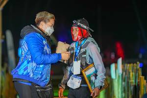 BIB: 2021, 130, 168, 7500, 062, 325, 4122, 1669, 250
                            <button type="button" onclick="openModal(16004790)" class="btn btn-primary btn-sm float-right btn-popup" data-toggle="modal" data-target=".modal-high-quality">
                        <i class="fas fa-shopping-cart"></i> Add to Cart
                    </button>
                                            <button type="button" onclick="isThisMe(16004790, true)" class="btn btn-success btn-sm float-right btn-popup btn-isme hidden" data-toggle="tooltip" data-placement="bottom" title="นี่คือรูปของคุณใช่ไหม คลิกที่นี่เพื่อเอาเข้าอัลบั้ม">
                        <i class="fas fa-plus"></i> Add to album
                    </button>
                    <button type="button" onclick="isThisMe(16004790, false)" class="btn btn-warning btn-sm float-right btn-popup btn-isnotme hidden">
                        <i class="fas fa-ban"></i> Remove from album
                    </button>