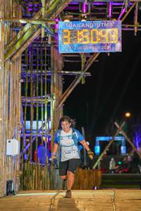 BIB: 202, 3428
                            <button type="button" onclick="openModal(16003733)" class="btn btn-primary btn-sm float-right btn-popup" data-toggle="modal" data-target=".modal-high-quality">
                        <i class="fas fa-shopping-cart"></i> Add to Cart
                    </button>
                                            <button type="button" onclick="isThisMe(16003733, true)" class="btn btn-success btn-sm float-right btn-popup btn-isme hidden" data-toggle="tooltip" data-placement="bottom" title="นี่คือรูปของคุณใช่ไหม คลิกที่นี่เพื่อเอาเข้าอัลบั้ม">
                        <i class="fas fa-plus"></i> Add to album
                    </button>
                    <button type="button" onclick="isThisMe(16003733, false)" class="btn btn-warning btn-sm float-right btn-popup btn-isnotme hidden">
                        <i class="fas fa-ban"></i> Remove from album
                    </button>