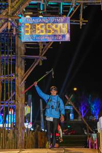 BIB: 2021, 3569
                            <button type="button" onclick="openModal(16003902)" class="btn btn-primary btn-sm float-right btn-popup" data-toggle="modal" data-target=".modal-high-quality">
                        <i class="fas fa-shopping-cart"></i> Add to Cart
                    </button>
                                            <button type="button" onclick="isThisMe(16003902, true)" class="btn btn-success btn-sm float-right btn-popup btn-isme hidden" data-toggle="tooltip" data-placement="bottom" title="นี่คือรูปของคุณใช่ไหม คลิกที่นี่เพื่อเอาเข้าอัลบั้ม">
                        <i class="fas fa-plus"></i> Add to album
                    </button>
                    <button type="button" onclick="isThisMe(16003902, false)" class="btn btn-warning btn-sm float-right btn-popup btn-isnotme hidden">
                        <i class="fas fa-ban"></i> Remove from album
                    </button>