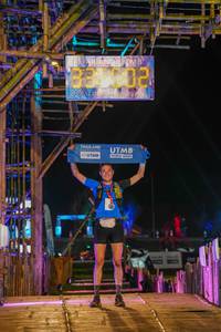 BIB: 202
                            <button type="button" onclick="openModal(16004608)" class="btn btn-primary btn-sm float-right btn-popup" data-toggle="modal" data-target=".modal-high-quality">
                        <i class="fas fa-shopping-cart"></i> Add to Cart
                    </button>
                                            <button type="button" onclick="isThisMe(16004608, true)" class="btn btn-success btn-sm float-right btn-popup btn-isme hidden" data-toggle="tooltip" data-placement="bottom" title="นี่คือรูปของคุณใช่ไหม คลิกที่นี่เพื่อเอาเข้าอัลบั้ม">
                        <i class="fas fa-plus"></i> Add to album
                    </button>
                    <button type="button" onclick="isThisMe(16004608, false)" class="btn btn-warning btn-sm float-right btn-popup btn-isnotme hidden">
                        <i class="fas fa-ban"></i> Remove from album
                    </button>