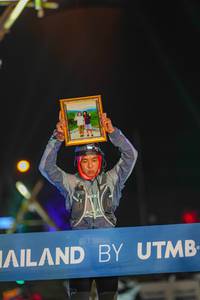 BIB: 30000
                            <button type="button" onclick="openModal(16004755)" class="btn btn-primary btn-sm float-right btn-popup" data-toggle="modal" data-target=".modal-high-quality">
                        <i class="fas fa-shopping-cart"></i> Add to Cart
                    </button>
                                            <button type="button" onclick="isThisMe(16004755, true)" class="btn btn-success btn-sm float-right btn-popup btn-isme hidden" data-toggle="tooltip" data-placement="bottom" title="นี่คือรูปของคุณใช่ไหม คลิกที่นี่เพื่อเอาเข้าอัลบั้ม">
                        <i class="fas fa-plus"></i> Add to album
                    </button>
                    <button type="button" onclick="isThisMe(16004755, false)" class="btn btn-warning btn-sm float-right btn-popup btn-isnotme hidden">
                        <i class="fas fa-ban"></i> Remove from album
                    </button>