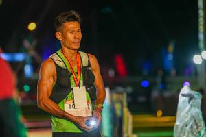 BIB: 062, 325, 4122, 0415
                            <button type="button" onclick="openModal(16004298)" class="btn btn-primary btn-sm float-right btn-popup" data-toggle="modal" data-target=".modal-high-quality">
                        <i class="fas fa-shopping-cart"></i> Add to Cart
                    </button>
                                            <button type="button" onclick="isThisMe(16004298, true)" class="btn btn-success btn-sm float-right btn-popup btn-isme hidden" data-toggle="tooltip" data-placement="bottom" title="นี่คือรูปของคุณใช่ไหม คลิกที่นี่เพื่อเอาเข้าอัลบั้ม">
                        <i class="fas fa-plus"></i> Add to album
                    </button>
                    <button type="button" onclick="isThisMe(16004298, false)" class="btn btn-warning btn-sm float-right btn-popup btn-isnotme hidden">
                        <i class="fas fa-ban"></i> Remove from album
                    </button>