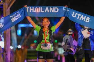 BIB: 110, 125, 4122, 1669
                            <button type="button" onclick="openModal(16004715)" class="btn btn-primary btn-sm float-right btn-popup" data-toggle="modal" data-target=".modal-high-quality">
                        <i class="fas fa-shopping-cart"></i> Add to Cart
                    </button>
                                            <button type="button" onclick="isThisMe(16004715, true)" class="btn btn-success btn-sm float-right btn-popup btn-isme hidden" data-toggle="tooltip" data-placement="bottom" title="นี่คือรูปของคุณใช่ไหม คลิกที่นี่เพื่อเอาเข้าอัลบั้ม">
                        <i class="fas fa-plus"></i> Add to album
                    </button>
                    <button type="button" onclick="isThisMe(16004715, false)" class="btn btn-warning btn-sm float-right btn-popup btn-isnotme hidden">
                        <i class="fas fa-ban"></i> Remove from album
                    </button>