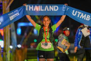 BIB: 1595, 110, 012, 325, 4122, 1669
                            <button type="button" onclick="openModal(16004719)" class="btn btn-primary btn-sm float-right btn-popup" data-toggle="modal" data-target=".modal-high-quality">
                        <i class="fas fa-shopping-cart"></i> Add to Cart
                    </button>
                                            <button type="button" onclick="isThisMe(16004719, true)" class="btn btn-success btn-sm float-right btn-popup btn-isme hidden" data-toggle="tooltip" data-placement="bottom" title="นี่คือรูปของคุณใช่ไหม คลิกที่นี่เพื่อเอาเข้าอัลบั้ม">
                        <i class="fas fa-plus"></i> Add to album
                    </button>
                    <button type="button" onclick="isThisMe(16004719, false)" class="btn btn-warning btn-sm float-right btn-popup btn-isnotme hidden">
                        <i class="fas fa-ban"></i> Remove from album
                    </button>