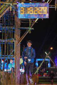 BIB: 828, 2021
                            <button type="button" onclick="openModal(16003811)" class="btn btn-primary btn-sm float-right btn-popup" data-toggle="modal" data-target=".modal-high-quality">
                        <i class="fas fa-shopping-cart"></i> Add to Cart
                    </button>
                                            <button type="button" onclick="isThisMe(16003811, true)" class="btn btn-success btn-sm float-right btn-popup btn-isme hidden" data-toggle="tooltip" data-placement="bottom" title="นี่คือรูปของคุณใช่ไหม คลิกที่นี่เพื่อเอาเข้าอัลบั้ม">
                        <i class="fas fa-plus"></i> Add to album
                    </button>
                    <button type="button" onclick="isThisMe(16003811, false)" class="btn btn-warning btn-sm float-right btn-popup btn-isnotme hidden">
                        <i class="fas fa-ban"></i> Remove from album
                    </button>