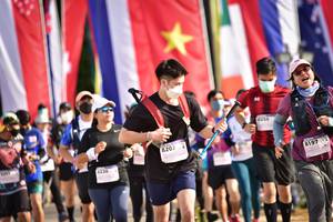 BIB: 8258, 010, 8202, 8226, 8197
                            <button type="button" onclick="openModal(15981013)" class="btn btn-primary btn-sm float-right btn-popup" data-toggle="modal" data-target=".modal-high-quality">
                        <i class="fas fa-shopping-cart"></i> Add to Cart
                    </button>
                                            <button type="button" onclick="isThisMe(15981013, true)" class="btn btn-success btn-sm float-right btn-popup btn-isme hidden" data-toggle="tooltip" data-placement="bottom" title="นี่คือรูปของคุณใช่ไหม คลิกที่นี่เพื่อเอาเข้าอัลบั้ม">
                        <i class="fas fa-plus"></i> Add to album
                    </button>
                    <button type="button" onclick="isThisMe(15981013, false)" class="btn btn-warning btn-sm float-right btn-popup btn-isnotme hidden">
                        <i class="fas fa-ban"></i> Remove from album
                    </button>