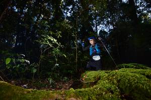 BIB: 3202
                            <button type="button" onclick="openModal(15962219)" class="btn btn-primary btn-sm float-right btn-popup" data-toggle="modal" data-target=".modal-high-quality">
                        <i class="fas fa-shopping-cart"></i> Add to Cart
                    </button>
                                            <button type="button" onclick="isThisMe(15962219, true)" class="btn btn-success btn-sm float-right btn-popup btn-isme hidden" data-toggle="tooltip" data-placement="bottom" title="นี่คือรูปของคุณใช่ไหม คลิกที่นี่เพื่อเอาเข้าอัลบั้ม">
                        <i class="fas fa-plus"></i> Add to album
                    </button>
                    <button type="button" onclick="isThisMe(15962219, false)" class="btn btn-warning btn-sm float-right btn-popup btn-isnotme hidden">
                        <i class="fas fa-ban"></i> Remove from album
                    </button>