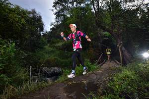 BIB: 1075
                            <button type="button" onclick="openModal(15978036)" class="btn btn-primary btn-sm float-right btn-popup" data-toggle="modal" data-target=".modal-high-quality">
                        <i class="fas fa-shopping-cart"></i> Add to Cart
                    </button>
                                            <button type="button" onclick="isThisMe(15978036, true)" class="btn btn-success btn-sm float-right btn-popup btn-isme hidden" data-toggle="tooltip" data-placement="bottom" title="นี่คือรูปของคุณใช่ไหม คลิกที่นี่เพื่อเอาเข้าอัลบั้ม">
                        <i class="fas fa-plus"></i> Add to album
                    </button>
                    <button type="button" onclick="isThisMe(15978036, false)" class="btn btn-warning btn-sm float-right btn-popup btn-isnotme hidden">
                        <i class="fas fa-ban"></i> Remove from album
                    </button>