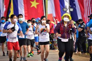 BIB: , 010, 8568, 8133, 8139
                            <button type="button" onclick="openModal(15981008)" class="btn btn-primary btn-sm float-right btn-popup" data-toggle="modal" data-target=".modal-high-quality">
                        <i class="fas fa-shopping-cart"></i> Add to Cart
                    </button>
                                            <button type="button" onclick="isThisMe(15981008, true)" class="btn btn-success btn-sm float-right btn-popup btn-isme hidden" data-toggle="tooltip" data-placement="bottom" title="นี่คือรูปของคุณใช่ไหม คลิกที่นี่เพื่อเอาเข้าอัลบั้ม">
                        <i class="fas fa-plus"></i> Add to album
                    </button>
                    <button type="button" onclick="isThisMe(15981008, false)" class="btn btn-warning btn-sm float-right btn-popup btn-isnotme hidden">
                        <i class="fas fa-ban"></i> Remove from album
                    </button>