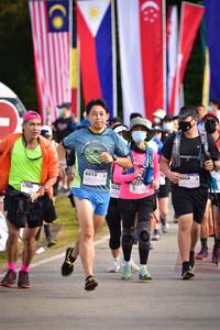 BIB: 3048, 8010, 037, 010, 3046, 8006
                            <button type="button" onclick="openModal(15980979)" class="btn btn-primary btn-sm float-right btn-popup" data-toggle="modal" data-target=".modal-high-quality">
                        <i class="fas fa-shopping-cart"></i> Add to Cart
                    </button>
                                            <button type="button" onclick="isThisMe(15980979, true)" class="btn btn-success btn-sm float-right btn-popup btn-isme hidden" data-toggle="tooltip" data-placement="bottom" title="นี่คือรูปของคุณใช่ไหม คลิกที่นี่เพื่อเอาเข้าอัลบั้ม">
                        <i class="fas fa-plus"></i> Add to album
                    </button>
                    <button type="button" onclick="isThisMe(15980979, false)" class="btn btn-warning btn-sm float-right btn-popup btn-isnotme hidden">
                        <i class="fas fa-ban"></i> Remove from album
                    </button>