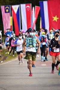 BIB: , 8269, 8009
                            <button type="button" onclick="openModal(15980974)" class="btn btn-primary btn-sm float-right btn-popup" data-toggle="modal" data-target=".modal-high-quality">
                        <i class="fas fa-shopping-cart"></i> Add to Cart
                    </button>
                                            <button type="button" onclick="isThisMe(15980974, true)" class="btn btn-success btn-sm float-right btn-popup btn-isme hidden" data-toggle="tooltip" data-placement="bottom" title="นี่คือรูปของคุณใช่ไหม คลิกที่นี่เพื่อเอาเข้าอัลบั้ม">
                        <i class="fas fa-plus"></i> Add to album
                    </button>
                    <button type="button" onclick="isThisMe(15980974, false)" class="btn btn-warning btn-sm float-right btn-popup btn-isnotme hidden">
                        <i class="fas fa-ban"></i> Remove from album
                    </button>