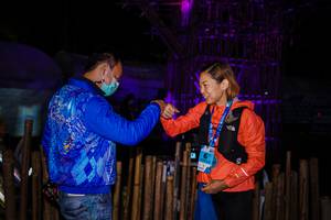 BIB: 304
                            <button type="button" onclick="openModal(15967388)" class="btn btn-primary btn-sm float-right btn-popup" data-toggle="modal" data-target=".modal-high-quality">
                        <i class="fas fa-shopping-cart"></i> Add to Cart
                    </button>
                                            <button type="button" onclick="isThisMe(15967388, true)" class="btn btn-success btn-sm float-right btn-popup btn-isme hidden" data-toggle="tooltip" data-placement="bottom" title="นี่คือรูปของคุณใช่ไหม คลิกที่นี่เพื่อเอาเข้าอัลบั้ม">
                        <i class="fas fa-plus"></i> Add to album
                    </button>
                    <button type="button" onclick="isThisMe(15967388, false)" class="btn btn-warning btn-sm float-right btn-popup btn-isnotme hidden">
                        <i class="fas fa-ban"></i> Remove from album
                    </button>