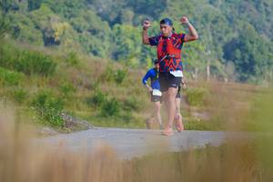 BIB: 1570
                            <button type="button" onclick="openModal(15907517)" class="btn btn-primary btn-sm float-right btn-popup" data-toggle="modal" data-target=".modal-high-quality">
                        <i class="fas fa-shopping-cart"></i> Add to Cart
                    </button>
                                            <button type="button" onclick="isThisMe(15907517, true)" class="btn btn-success btn-sm float-right btn-popup btn-isme hidden" data-toggle="tooltip" data-placement="bottom" title="นี่คือรูปของคุณใช่ไหม คลิกที่นี่เพื่อเอาเข้าอัลบั้ม">
                        <i class="fas fa-plus"></i> Add to album
                    </button>
                    <button type="button" onclick="isThisMe(15907517, false)" class="btn btn-warning btn-sm float-right btn-popup btn-isnotme hidden">
                        <i class="fas fa-ban"></i> Remove from album
                    </button>