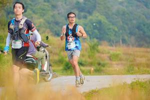 BIB: 1022, 1606
                            <button type="button" onclick="openModal(15907458)" class="btn btn-primary btn-sm float-right btn-popup" data-toggle="modal" data-target=".modal-high-quality">
                        <i class="fas fa-shopping-cart"></i> Add to Cart
                    </button>
                                            <button type="button" onclick="isThisMe(15907458, true)" class="btn btn-success btn-sm float-right btn-popup btn-isme hidden" data-toggle="tooltip" data-placement="bottom" title="นี่คือรูปของคุณใช่ไหม คลิกที่นี่เพื่อเอาเข้าอัลบั้ม">
                        <i class="fas fa-plus"></i> Add to album
                    </button>
                    <button type="button" onclick="isThisMe(15907458, false)" class="btn btn-warning btn-sm float-right btn-popup btn-isnotme hidden">
                        <i class="fas fa-ban"></i> Remove from album
                    </button>