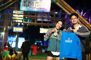 BIB: 1912, 2021
                            <button type="button" onclick="openModal(16028078)" class="btn btn-primary btn-sm float-right btn-popup" data-toggle="modal" data-target=".modal-high-quality">
                        <i class="fas fa-shopping-cart"></i> Add to Cart
                    </button>
                                            <button type="button" onclick="isThisMe(16028078, true)" class="btn btn-success btn-sm float-right btn-popup btn-isme hidden" data-toggle="tooltip" data-placement="bottom" title="นี่คือรูปของคุณใช่ไหม คลิกที่นี่เพื่อเอาเข้าอัลบั้ม">
                        <i class="fas fa-plus"></i> Add to album
                    </button>
                    <button type="button" onclick="isThisMe(16028078, false)" class="btn btn-warning btn-sm float-right btn-popup btn-isnotme hidden">
                        <i class="fas fa-ban"></i> Remove from album
                    </button>