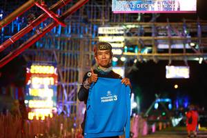 BIB: , 202, 293858
                            <button type="button" onclick="openModal(16023470)" class="btn btn-primary btn-sm float-right btn-popup" data-toggle="modal" data-target=".modal-high-quality">
                        <i class="fas fa-shopping-cart"></i> Add to Cart
                    </button>
                                            <button type="button" onclick="isThisMe(16023470, true)" class="btn btn-success btn-sm float-right btn-popup btn-isme hidden" data-toggle="tooltip" data-placement="bottom" title="นี่คือรูปของคุณใช่ไหม คลิกที่นี่เพื่อเอาเข้าอัลบั้ม">
                        <i class="fas fa-plus"></i> Add to album
                    </button>
                    <button type="button" onclick="isThisMe(16023470, false)" class="btn btn-warning btn-sm float-right btn-popup btn-isnotme hidden">
                        <i class="fas fa-ban"></i> Remove from album
                    </button>