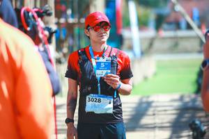 BIB: 2800, 3028, 125, 4122, 1669
                            <button type="button" onclick="openModal(16008070)" class="btn btn-primary btn-sm float-right btn-popup" data-toggle="modal" data-target=".modal-high-quality">
                        <i class="fas fa-shopping-cart"></i> Add to Cart
                    </button>
                                            <button type="button" onclick="isThisMe(16008070, true)" class="btn btn-success btn-sm float-right btn-popup btn-isme hidden" data-toggle="tooltip" data-placement="bottom" title="นี่คือรูปของคุณใช่ไหม คลิกที่นี่เพื่อเอาเข้าอัลบั้ม">
                        <i class="fas fa-plus"></i> Add to album
                    </button>
                    <button type="button" onclick="isThisMe(16008070, false)" class="btn btn-warning btn-sm float-right btn-popup btn-isnotme hidden">
                        <i class="fas fa-ban"></i> Remove from album
                    </button>