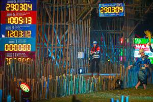 BIB: 385, 290304, 2021, 10013, 120312, 000000, 109
                            <button type="button" onclick="openModal(16021137)" class="btn btn-primary btn-sm float-right btn-popup" data-toggle="modal" data-target=".modal-high-quality">
                        <i class="fas fa-shopping-cart"></i> Add to Cart
                    </button>
                                            <button type="button" onclick="isThisMe(16021137, true)" class="btn btn-success btn-sm float-right btn-popup btn-isme hidden" data-toggle="tooltip" data-placement="bottom" title="นี่คือรูปของคุณใช่ไหม คลิกที่นี่เพื่อเอาเข้าอัลบั้ม">
                        <i class="fas fa-plus"></i> Add to album
                    </button>
                    <button type="button" onclick="isThisMe(16021137, false)" class="btn btn-warning btn-sm float-right btn-popup btn-isnotme hidden">
                        <i class="fas fa-ban"></i> Remove from album
                    </button>