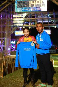 BIB: 202, 2900
                            <button type="button" onclick="openModal(16023448)" class="btn btn-primary btn-sm float-right btn-popup" data-toggle="modal" data-target=".modal-high-quality">
                        <i class="fas fa-shopping-cart"></i> Add to Cart
                    </button>
                                            <button type="button" onclick="isThisMe(16023448, true)" class="btn btn-success btn-sm float-right btn-popup btn-isme hidden" data-toggle="tooltip" data-placement="bottom" title="นี่คือรูปของคุณใช่ไหม คลิกที่นี่เพื่อเอาเข้าอัลบั้ม">
                        <i class="fas fa-plus"></i> Add to album
                    </button>
                    <button type="button" onclick="isThisMe(16023448, false)" class="btn btn-warning btn-sm float-right btn-popup btn-isnotme hidden">
                        <i class="fas fa-ban"></i> Remove from album
                    </button>