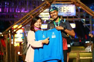 BIB: 139, 425
                            <button type="button" onclick="openModal(16025169)" class="btn btn-primary btn-sm float-right btn-popup" data-toggle="modal" data-target=".modal-high-quality">
                        <i class="fas fa-shopping-cart"></i> Add to Cart
                    </button>
                                            <button type="button" onclick="isThisMe(16025169, true)" class="btn btn-success btn-sm float-right btn-popup btn-isme hidden" data-toggle="tooltip" data-placement="bottom" title="นี่คือรูปของคุณใช่ไหม คลิกที่นี่เพื่อเอาเข้าอัลบั้ม">
                        <i class="fas fa-plus"></i> Add to album
                    </button>
                    <button type="button" onclick="isThisMe(16025169, false)" class="btn btn-warning btn-sm float-right btn-popup btn-isnotme hidden">
                        <i class="fas fa-ban"></i> Remove from album
                    </button>