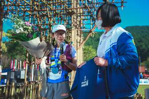 BIB: 6998
                            <button type="button" onclick="openModal(16008832)" class="btn btn-primary btn-sm float-right btn-popup" data-toggle="modal" data-target=".modal-high-quality">
                        <i class="fas fa-shopping-cart"></i> Add to Cart
                    </button>
                                            <button type="button" onclick="isThisMe(16008832, true)" class="btn btn-success btn-sm float-right btn-popup btn-isme hidden" data-toggle="tooltip" data-placement="bottom" title="นี่คือรูปของคุณใช่ไหม คลิกที่นี่เพื่อเอาเข้าอัลบั้ม">
                        <i class="fas fa-plus"></i> Add to album
                    </button>
                    <button type="button" onclick="isThisMe(16008832, false)" class="btn btn-warning btn-sm float-right btn-popup btn-isnotme hidden">
                        <i class="fas fa-ban"></i> Remove from album
                    </button>