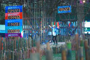 BIB: 84223, 284223, 2021, 094432, 231, 000000
                            <button type="button" onclick="openModal(16019930)" class="btn btn-primary btn-sm float-right btn-popup" data-toggle="modal" data-target=".modal-high-quality">
                        <i class="fas fa-shopping-cart"></i> Add to Cart
                    </button>
                                            <button type="button" onclick="isThisMe(16019930, true)" class="btn btn-success btn-sm float-right btn-popup btn-isme hidden" data-toggle="tooltip" data-placement="bottom" title="นี่คือรูปของคุณใช่ไหม คลิกที่นี่เพื่อเอาเข้าอัลบั้ม">
                        <i class="fas fa-plus"></i> Add to album
                    </button>
                    <button type="button" onclick="isThisMe(16019930, false)" class="btn btn-warning btn-sm float-right btn-popup btn-isnotme hidden">
                        <i class="fas fa-ban"></i> Remove from album
                    </button>