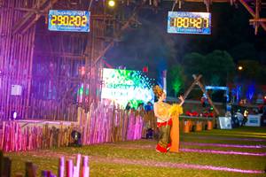 BIB: 290202, 180421, 2021
                            <button type="button" onclick="openModal(16021001)" class="btn btn-primary btn-sm float-right btn-popup" data-toggle="modal" data-target=".modal-high-quality">
                        <i class="fas fa-shopping-cart"></i> Add to Cart
                    </button>
                                            <button type="button" onclick="isThisMe(16021001, true)" class="btn btn-success btn-sm float-right btn-popup btn-isme hidden" data-toggle="tooltip" data-placement="bottom" title="นี่คือรูปของคุณใช่ไหม คลิกที่นี่เพื่อเอาเข้าอัลบั้ม">
                        <i class="fas fa-plus"></i> Add to album
                    </button>
                    <button type="button" onclick="isThisMe(16021001, false)" class="btn btn-warning btn-sm float-right btn-popup btn-isnotme hidden">
                        <i class="fas fa-ban"></i> Remove from album
                    </button>