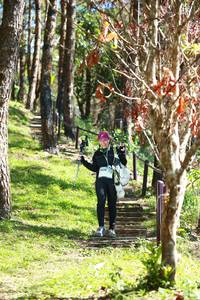 BIB: 3438
                            <button type="button" onclick="openModal(16021402)" class="btn btn-primary btn-sm float-right btn-popup" data-toggle="modal" data-target=".modal-high-quality">
                        <i class="fas fa-shopping-cart"></i> Add to Cart
                    </button>
                                            <button type="button" onclick="isThisMe(16021402, true)" class="btn btn-success btn-sm float-right btn-popup btn-isme hidden" data-toggle="tooltip" data-placement="bottom" title="นี่คือรูปของคุณใช่ไหม คลิกที่นี่เพื่อเอาเข้าอัลบั้ม">
                        <i class="fas fa-plus"></i> Add to album
                    </button>
                    <button type="button" onclick="isThisMe(16021402, false)" class="btn btn-warning btn-sm float-right btn-popup btn-isnotme hidden">
                        <i class="fas fa-ban"></i> Remove from album
                    </button>