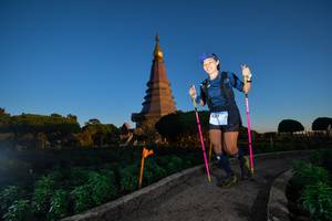 BIB: 3267
                            <button type="button" onclick="openModal(15970895)" class="btn btn-primary btn-sm float-right btn-popup" data-toggle="modal" data-target=".modal-high-quality">
                        <i class="fas fa-shopping-cart"></i> Add to Cart
                    </button>
                                            <button type="button" onclick="isThisMe(15970895, true)" class="btn btn-success btn-sm float-right btn-popup btn-isme hidden" data-toggle="tooltip" data-placement="bottom" title="นี่คือรูปของคุณใช่ไหม คลิกที่นี่เพื่อเอาเข้าอัลบั้ม">
                        <i class="fas fa-plus"></i> Add to album
                    </button>
                    <button type="button" onclick="isThisMe(15970895, false)" class="btn btn-warning btn-sm float-right btn-popup btn-isnotme hidden">
                        <i class="fas fa-ban"></i> Remove from album
                    </button>