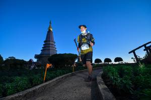 BIB: 3537
                            <button type="button" onclick="openModal(15970511)" class="btn btn-primary btn-sm float-right btn-popup" data-toggle="modal" data-target=".modal-high-quality">
                        <i class="fas fa-shopping-cart"></i> Add to Cart
                    </button>
                                            <button type="button" onclick="isThisMe(15970511, true)" class="btn btn-success btn-sm float-right btn-popup btn-isme hidden" data-toggle="tooltip" data-placement="bottom" title="นี่คือรูปของคุณใช่ไหม คลิกที่นี่เพื่อเอาเข้าอัลบั้ม">
                        <i class="fas fa-plus"></i> Add to album
                    </button>
                    <button type="button" onclick="isThisMe(15970511, false)" class="btn btn-warning btn-sm float-right btn-popup btn-isnotme hidden">
                        <i class="fas fa-ban"></i> Remove from album
                    </button>