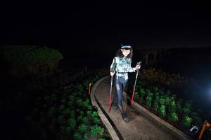 BIB: 3166
                            <button type="button" onclick="openModal(15971220)" class="btn btn-primary btn-sm float-right btn-popup" data-toggle="modal" data-target=".modal-high-quality">
                        <i class="fas fa-shopping-cart"></i> Add to Cart
                    </button>
                                            <button type="button" onclick="isThisMe(15971220, true)" class="btn btn-success btn-sm float-right btn-popup btn-isme hidden" data-toggle="tooltip" data-placement="bottom" title="นี่คือรูปของคุณใช่ไหม คลิกที่นี่เพื่อเอาเข้าอัลบั้ม">
                        <i class="fas fa-plus"></i> Add to album
                    </button>
                    <button type="button" onclick="isThisMe(15971220, false)" class="btn btn-warning btn-sm float-right btn-popup btn-isnotme hidden">
                        <i class="fas fa-ban"></i> Remove from album
                    </button>