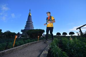 BIB: 799
                            <button type="button" onclick="openModal(15969920)" class="btn btn-primary btn-sm float-right btn-popup" data-toggle="modal" data-target=".modal-high-quality">
                        <i class="fas fa-shopping-cart"></i> Add to Cart
                    </button>
                                            <button type="button" onclick="isThisMe(15969920, true)" class="btn btn-success btn-sm float-right btn-popup btn-isme hidden" data-toggle="tooltip" data-placement="bottom" title="นี่คือรูปของคุณใช่ไหม คลิกที่นี่เพื่อเอาเข้าอัลบั้ม">
                        <i class="fas fa-plus"></i> Add to album
                    </button>
                    <button type="button" onclick="isThisMe(15969920, false)" class="btn btn-warning btn-sm float-right btn-popup btn-isnotme hidden">
                        <i class="fas fa-ban"></i> Remove from album
                    </button>