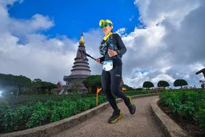 BIB: , 3077
                            <button type="button" onclick="openModal(15969179)" class="btn btn-primary btn-sm float-right btn-popup" data-toggle="modal" data-target=".modal-high-quality">
                        <i class="fas fa-shopping-cart"></i> Add to Cart
                    </button>
                                            <button type="button" onclick="isThisMe(15969179, true)" class="btn btn-success btn-sm float-right btn-popup btn-isme hidden" data-toggle="tooltip" data-placement="bottom" title="นี่คือรูปของคุณใช่ไหม คลิกที่นี่เพื่อเอาเข้าอัลบั้ม">
                        <i class="fas fa-plus"></i> Add to album
                    </button>
                    <button type="button" onclick="isThisMe(15969179, false)" class="btn btn-warning btn-sm float-right btn-popup btn-isnotme hidden">
                        <i class="fas fa-ban"></i> Remove from album
                    </button>