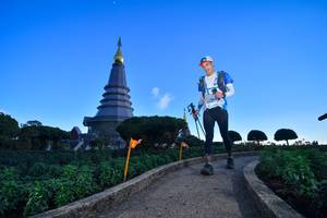 BIB: 3082
                            <button type="button" onclick="openModal(15970106)" class="btn btn-primary btn-sm float-right btn-popup" data-toggle="modal" data-target=".modal-high-quality">
                        <i class="fas fa-shopping-cart"></i> Add to Cart
                    </button>
                                            <button type="button" onclick="isThisMe(15970106, true)" class="btn btn-success btn-sm float-right btn-popup btn-isme hidden" data-toggle="tooltip" data-placement="bottom" title="นี่คือรูปของคุณใช่ไหม คลิกที่นี่เพื่อเอาเข้าอัลบั้ม">
                        <i class="fas fa-plus"></i> Add to album
                    </button>
                    <button type="button" onclick="isThisMe(15970106, false)" class="btn btn-warning btn-sm float-right btn-popup btn-isnotme hidden">
                        <i class="fas fa-ban"></i> Remove from album
                    </button>