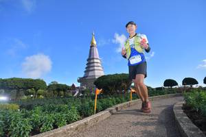 BIB: 3194
                            <button type="button" onclick="openModal(15969854)" class="btn btn-primary btn-sm float-right btn-popup" data-toggle="modal" data-target=".modal-high-quality">
                        <i class="fas fa-shopping-cart"></i> Add to Cart
                    </button>
                                            <button type="button" onclick="isThisMe(15969854, true)" class="btn btn-success btn-sm float-right btn-popup btn-isme hidden" data-toggle="tooltip" data-placement="bottom" title="นี่คือรูปของคุณใช่ไหม คลิกที่นี่เพื่อเอาเข้าอัลบั้ม">
                        <i class="fas fa-plus"></i> Add to album
                    </button>
                    <button type="button" onclick="isThisMe(15969854, false)" class="btn btn-warning btn-sm float-right btn-popup btn-isnotme hidden">
                        <i class="fas fa-ban"></i> Remove from album
                    </button>