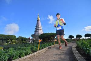 BIB: 3194
                            <button type="button" onclick="openModal(15969853)" class="btn btn-primary btn-sm float-right btn-popup" data-toggle="modal" data-target=".modal-high-quality">
                        <i class="fas fa-shopping-cart"></i> Add to Cart
                    </button>
                                            <button type="button" onclick="isThisMe(15969853, true)" class="btn btn-success btn-sm float-right btn-popup btn-isme hidden" data-toggle="tooltip" data-placement="bottom" title="นี่คือรูปของคุณใช่ไหม คลิกที่นี่เพื่อเอาเข้าอัลบั้ม">
                        <i class="fas fa-plus"></i> Add to album
                    </button>
                    <button type="button" onclick="isThisMe(15969853, false)" class="btn btn-warning btn-sm float-right btn-popup btn-isnotme hidden">
                        <i class="fas fa-ban"></i> Remove from album
                    </button>