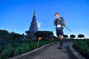 BIB: 3184
                            <button type="button" onclick="openModal(15970103)" class="btn btn-primary btn-sm float-right btn-popup" data-toggle="modal" data-target=".modal-high-quality">
                        <i class="fas fa-shopping-cart"></i> Add to Cart
                    </button>
                                            <button type="button" onclick="isThisMe(15970103, true)" class="btn btn-success btn-sm float-right btn-popup btn-isme hidden" data-toggle="tooltip" data-placement="bottom" title="นี่คือรูปของคุณใช่ไหม คลิกที่นี่เพื่อเอาเข้าอัลบั้ม">
                        <i class="fas fa-plus"></i> Add to album
                    </button>
                    <button type="button" onclick="isThisMe(15970103, false)" class="btn btn-warning btn-sm float-right btn-popup btn-isnotme hidden">
                        <i class="fas fa-ban"></i> Remove from album
                    </button>