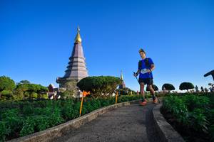 BIB: 3239
                            <button type="button" onclick="openModal(15970391)" class="btn btn-primary btn-sm float-right btn-popup" data-toggle="modal" data-target=".modal-high-quality">
                        <i class="fas fa-shopping-cart"></i> Add to Cart
                    </button>
                                            <button type="button" onclick="isThisMe(15970391, true)" class="btn btn-success btn-sm float-right btn-popup btn-isme hidden" data-toggle="tooltip" data-placement="bottom" title="นี่คือรูปของคุณใช่ไหม คลิกที่นี่เพื่อเอาเข้าอัลบั้ม">
                        <i class="fas fa-plus"></i> Add to album
                    </button>
                    <button type="button" onclick="isThisMe(15970391, false)" class="btn btn-warning btn-sm float-right btn-popup btn-isnotme hidden">
                        <i class="fas fa-ban"></i> Remove from album
                    </button>