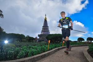 BIB: 3265
                            <button type="button" onclick="openModal(15969677)" class="btn btn-primary btn-sm float-right btn-popup" data-toggle="modal" data-target=".modal-high-quality">
                        <i class="fas fa-shopping-cart"></i> Add to Cart
                    </button>
                                            <button type="button" onclick="isThisMe(15969677, true)" class="btn btn-success btn-sm float-right btn-popup btn-isme hidden" data-toggle="tooltip" data-placement="bottom" title="นี่คือรูปของคุณใช่ไหม คลิกที่นี่เพื่อเอาเข้าอัลบั้ม">
                        <i class="fas fa-plus"></i> Add to album
                    </button>
                    <button type="button" onclick="isThisMe(15969677, false)" class="btn btn-warning btn-sm float-right btn-popup btn-isnotme hidden">
                        <i class="fas fa-ban"></i> Remove from album
                    </button>