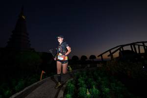 BIB: 3198
                            <button type="button" onclick="openModal(15971112)" class="btn btn-primary btn-sm float-right btn-popup" data-toggle="modal" data-target=".modal-high-quality">
                        <i class="fas fa-shopping-cart"></i> Add to Cart
                    </button>
                                            <button type="button" onclick="isThisMe(15971112, true)" class="btn btn-success btn-sm float-right btn-popup btn-isme hidden" data-toggle="tooltip" data-placement="bottom" title="นี่คือรูปของคุณใช่ไหม คลิกที่นี่เพื่อเอาเข้าอัลบั้ม">
                        <i class="fas fa-plus"></i> Add to album
                    </button>
                    <button type="button" onclick="isThisMe(15971112, false)" class="btn btn-warning btn-sm float-right btn-popup btn-isnotme hidden">
                        <i class="fas fa-ban"></i> Remove from album
                    </button>