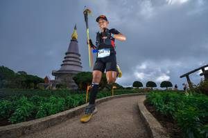 BIB: 3042
                            <button type="button" onclick="openModal(15969108)" class="btn btn-primary btn-sm float-right btn-popup" data-toggle="modal" data-target=".modal-high-quality">
                        <i class="fas fa-shopping-cart"></i> Add to Cart
                    </button>
                                            <button type="button" onclick="isThisMe(15969108, true)" class="btn btn-success btn-sm float-right btn-popup btn-isme hidden" data-toggle="tooltip" data-placement="bottom" title="นี่คือรูปของคุณใช่ไหม คลิกที่นี่เพื่อเอาเข้าอัลบั้ม">
                        <i class="fas fa-plus"></i> Add to album
                    </button>
                    <button type="button" onclick="isThisMe(15969108, false)" class="btn btn-warning btn-sm float-right btn-popup btn-isnotme hidden">
                        <i class="fas fa-ban"></i> Remove from album
                    </button>