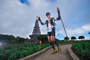 BIB: 3277
                            <button type="button" onclick="openModal(15969613)" class="btn btn-primary btn-sm float-right btn-popup" data-toggle="modal" data-target=".modal-high-quality">
                        <i class="fas fa-shopping-cart"></i> Add to Cart
                    </button>
                                            <button type="button" onclick="isThisMe(15969613, true)" class="btn btn-success btn-sm float-right btn-popup btn-isme hidden" data-toggle="tooltip" data-placement="bottom" title="นี่คือรูปของคุณใช่ไหม คลิกที่นี่เพื่อเอาเข้าอัลบั้ม">
                        <i class="fas fa-plus"></i> Add to album
                    </button>
                    <button type="button" onclick="isThisMe(15969613, false)" class="btn btn-warning btn-sm float-right btn-popup btn-isnotme hidden">
                        <i class="fas fa-ban"></i> Remove from album
                    </button>