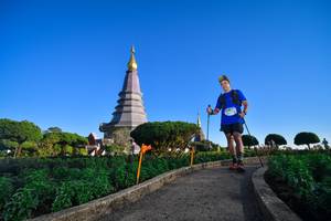 BIB: 3239
                            <button type="button" onclick="openModal(15970393)" class="btn btn-primary btn-sm float-right btn-popup" data-toggle="modal" data-target=".modal-high-quality">
                        <i class="fas fa-shopping-cart"></i> Add to Cart
                    </button>
                                            <button type="button" onclick="isThisMe(15970393, true)" class="btn btn-success btn-sm float-right btn-popup btn-isme hidden" data-toggle="tooltip" data-placement="bottom" title="นี่คือรูปของคุณใช่ไหม คลิกที่นี่เพื่อเอาเข้าอัลบั้ม">
                        <i class="fas fa-plus"></i> Add to album
                    </button>
                    <button type="button" onclick="isThisMe(15970393, false)" class="btn btn-warning btn-sm float-right btn-popup btn-isnotme hidden">
                        <i class="fas fa-ban"></i> Remove from album
                    </button>