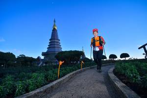 BIB: 3233
                            <button type="button" onclick="openModal(15970160)" class="btn btn-primary btn-sm float-right btn-popup" data-toggle="modal" data-target=".modal-high-quality">
                        <i class="fas fa-shopping-cart"></i> Add to Cart
                    </button>
                                            <button type="button" onclick="isThisMe(15970160, true)" class="btn btn-success btn-sm float-right btn-popup btn-isme hidden" data-toggle="tooltip" data-placement="bottom" title="นี่คือรูปของคุณใช่ไหม คลิกที่นี่เพื่อเอาเข้าอัลบั้ม">
                        <i class="fas fa-plus"></i> Add to album
                    </button>
                    <button type="button" onclick="isThisMe(15970160, false)" class="btn btn-warning btn-sm float-right btn-popup btn-isnotme hidden">
                        <i class="fas fa-ban"></i> Remove from album
                    </button>