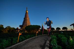 BIB: 3267
                            <button type="button" onclick="openModal(15970888)" class="btn btn-primary btn-sm float-right btn-popup" data-toggle="modal" data-target=".modal-high-quality">
                        <i class="fas fa-shopping-cart"></i> Add to Cart
                    </button>
                                            <button type="button" onclick="isThisMe(15970888, true)" class="btn btn-success btn-sm float-right btn-popup btn-isme hidden" data-toggle="tooltip" data-placement="bottom" title="นี่คือรูปของคุณใช่ไหม คลิกที่นี่เพื่อเอาเข้าอัลบั้ม">
                        <i class="fas fa-plus"></i> Add to album
                    </button>
                    <button type="button" onclick="isThisMe(15970888, false)" class="btn btn-warning btn-sm float-right btn-popup btn-isnotme hidden">
                        <i class="fas fa-ban"></i> Remove from album
                    </button>