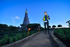 BIB: 3388
                            <button type="button" onclick="openModal(15970173)" class="btn btn-primary btn-sm float-right btn-popup" data-toggle="modal" data-target=".modal-high-quality">
                        <i class="fas fa-shopping-cart"></i> Add to Cart
                    </button>
                                            <button type="button" onclick="isThisMe(15970173, true)" class="btn btn-success btn-sm float-right btn-popup btn-isme hidden" data-toggle="tooltip" data-placement="bottom" title="นี่คือรูปของคุณใช่ไหม คลิกที่นี่เพื่อเอาเข้าอัลบั้ม">
                        <i class="fas fa-plus"></i> Add to album
                    </button>
                    <button type="button" onclick="isThisMe(15970173, false)" class="btn btn-warning btn-sm float-right btn-popup btn-isnotme hidden">
                        <i class="fas fa-ban"></i> Remove from album
                    </button>