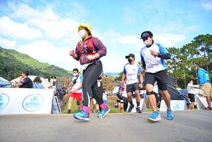 BIB: 8200, 8177, 8181, 8128
                            <button type="button" onclick="openModal(15925571)" class="btn btn-primary btn-sm float-right btn-popup" data-toggle="modal" data-target=".modal-high-quality">
                        <i class="fas fa-shopping-cart"></i> Add to Cart
                    </button>
                                            <button type="button" onclick="isThisMe(15925571, true)" class="btn btn-success btn-sm float-right btn-popup btn-isme hidden" data-toggle="tooltip" data-placement="bottom" title="นี่คือรูปของคุณใช่ไหม คลิกที่นี่เพื่อเอาเข้าอัลบั้ม">
                        <i class="fas fa-plus"></i> Add to album
                    </button>
                    <button type="button" onclick="isThisMe(15925571, false)" class="btn btn-warning btn-sm float-right btn-popup btn-isnotme hidden">
                        <i class="fas fa-ban"></i> Remove from album
                    </button>