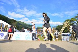 BIB: 8309, 8308
                            <button type="button" onclick="openModal(15926292)" class="btn btn-primary btn-sm float-right btn-popup" data-toggle="modal" data-target=".modal-high-quality">
                        <i class="fas fa-shopping-cart"></i> Add to Cart
                    </button>
                                            <button type="button" onclick="isThisMe(15926292, true)" class="btn btn-success btn-sm float-right btn-popup btn-isme hidden" data-toggle="tooltip" data-placement="bottom" title="นี่คือรูปของคุณใช่ไหม คลิกที่นี่เพื่อเอาเข้าอัลบั้ม">
                        <i class="fas fa-plus"></i> Add to album
                    </button>
                    <button type="button" onclick="isThisMe(15926292, false)" class="btn btn-warning btn-sm float-right btn-popup btn-isnotme hidden">
                        <i class="fas fa-ban"></i> Remove from album
                    </button>