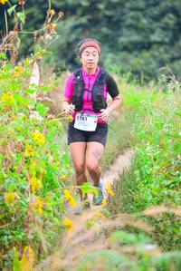 BIB: 1781, 781
                            <button type="button" onclick="openModal(15937093)" class="btn btn-primary btn-sm float-right btn-popup" data-toggle="modal" data-target=".modal-high-quality">
                        <i class="fas fa-shopping-cart"></i> Add to Cart
                    </button>
                                            <button type="button" onclick="isThisMe(15937093, true)" class="btn btn-success btn-sm float-right btn-popup btn-isme hidden" data-toggle="tooltip" data-placement="bottom" title="นี่คือรูปของคุณใช่ไหม คลิกที่นี่เพื่อเอาเข้าอัลบั้ม">
                        <i class="fas fa-plus"></i> Add to album
                    </button>
                    <button type="button" onclick="isThisMe(15937093, false)" class="btn btn-warning btn-sm float-right btn-popup btn-isnotme hidden">
                        <i class="fas fa-ban"></i> Remove from album
                    </button>